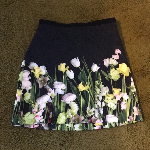 Victoria Beckham for Target Spring Skirt, XS - Picture 6 of 9